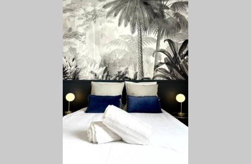 Quartier de France Apartment | Le Bleu Royal