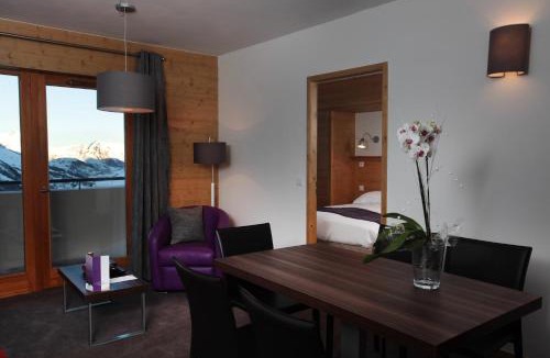 Les Bruyeres Hotel | Le Chalet du Mont Vallon Spa Resort