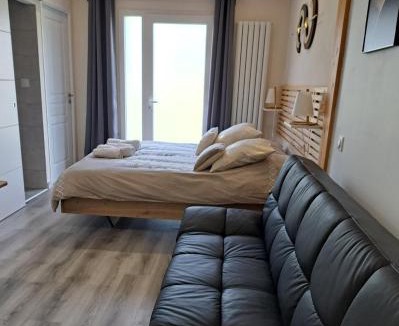 Renaison Bed & Breakfast | le chemin des Bérands chambres d'hôtes Renaison
