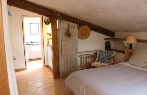Saint-Martin-de-Bromes Bed & Breakfast | Le clos des collines