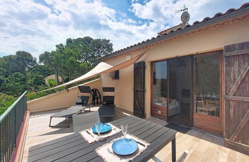 Le Brusc Apartment | Le Colibri by Interhome