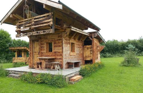 Montel-de-Gelat Ski Chalet | Le Domaine d'Evolène