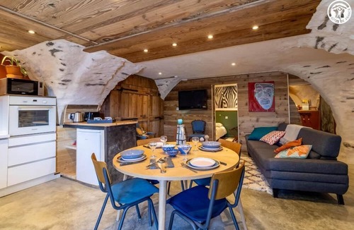 Saint-Michel-de-Maurienne House | LE GITE DE LA MONTAGNETTE