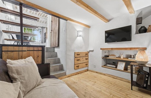 Antibes Old Town Apartment | Le Haut Castelet - Vieil Antibes