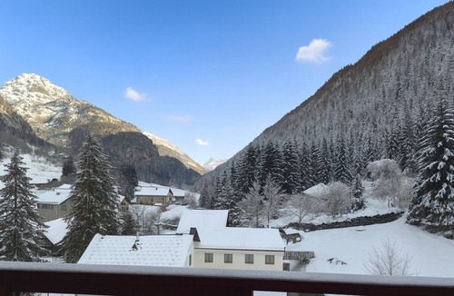 Vallorcine Apartment | Le Kristalin 4★ | Ski-in/out | Pool & Spa | Vallorcine – Chamonix Valley