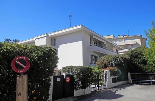 Pointe Croisette Apartment | Le Marlyne 2 by Interhome