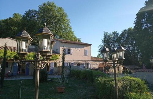 Velleron House | le Mas de la Jardine