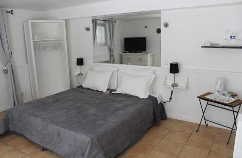 Rognes Bed & Breakfast | Le Mas des Chênes