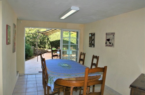 Trans-en-Provence Bed & Breakfast | Le Mas des Tarentes between vineyards and forests