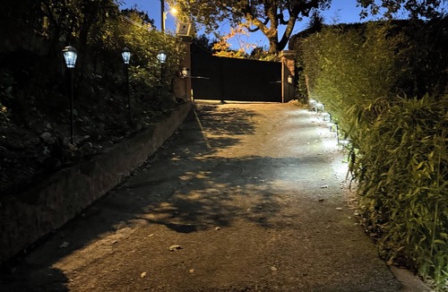 Les Mayons Villa | Le Mas Saint Jean (gîte for 4 people) at the gateway to the Gulf of Saint Tropez.