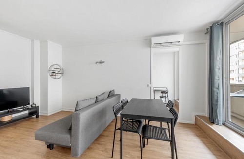 Republique - Tolstoi Apartment | Le Molière - Appartement in Villeurbanne center - 2 bedrooms