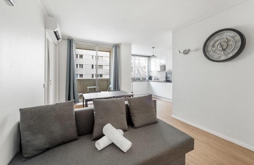 Republique - Tolstoi Apartment | Le Molière - Appartement in Villeurbanne center - 2 bedrooms