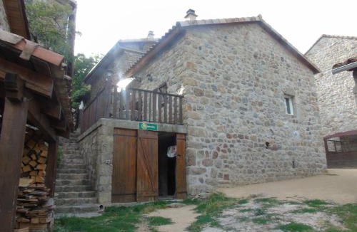 Pereyres House | LE MYRO