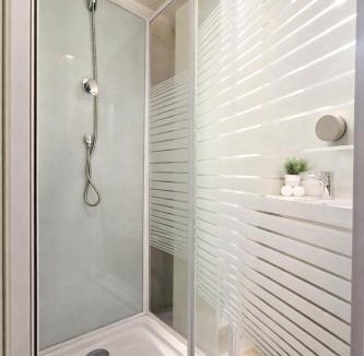 Vic-le-Comte Apartment | Le Nid Comtois