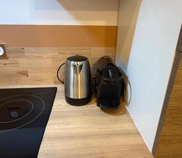 La Gare Apartment | Le Paisible - Clim - 7 personnes - Proche 1er mai