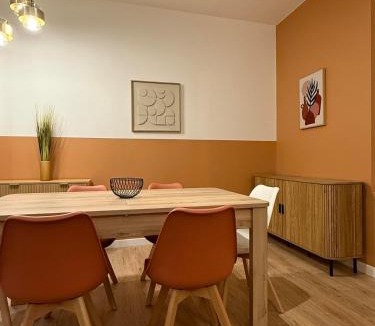 La Gare Apartment | Le Paisible - Clim - 7 personnes - Proche 1er mai
