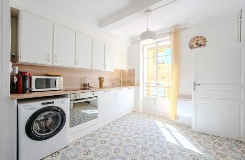 Entrecasteaux Apartment | Le Parpaioun - 3min a pied du Château