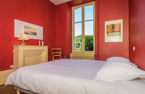 Vicq-sur-Breuilh Other | Le Petit Château: a warm interlude in the heart of the Limousin countryside