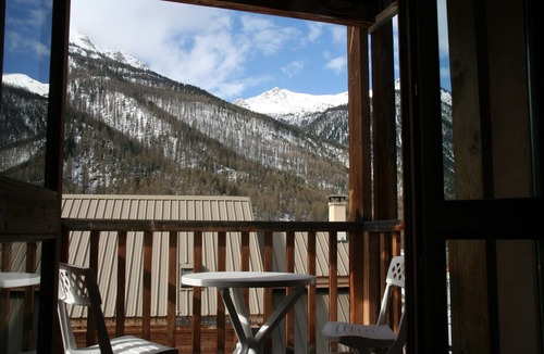 Nevache Ski Chalet | Le Queyrellin hameau des Chazals Nevache Hautes Alpes