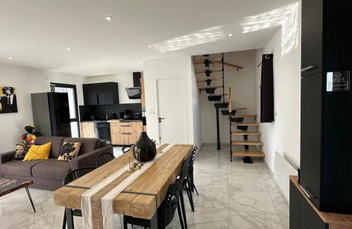 Douvaine Apartment | Le Refuge du Léman, Duplex neuf de 80m 2, à 10 minutes de Geneve pour 1 à 6 personnes