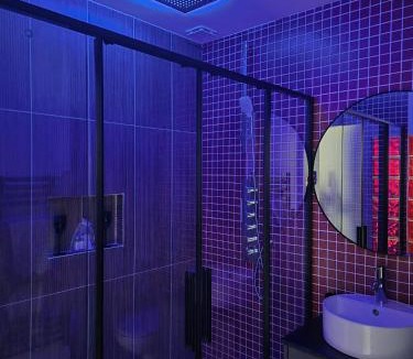 Le Muy Apartment | Le Ryokan douche sensorielle