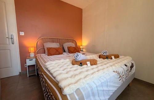 Route de Beaucaire Apartment | Le Soleya - Clim- Terrasse
