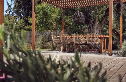 Laganas House | Leeda's Cottages
