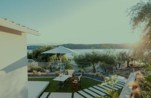 Nafplio Apartment | Lefka Apartment