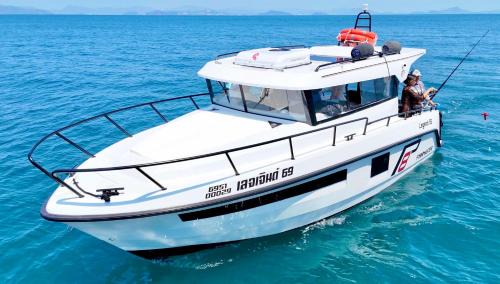 Chalong Boat Rental | Legend Boat