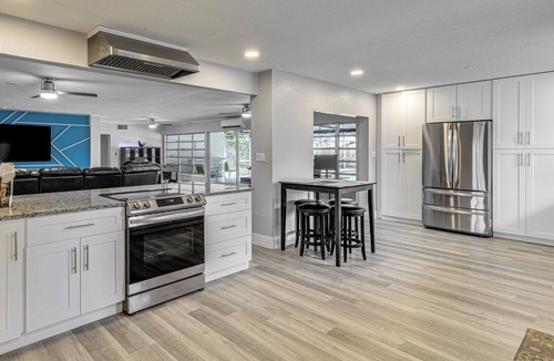 Winter Haven House | Legoland & Lakes Pool Home | Pet Friendly