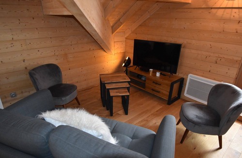 Vaujany Apartment | Les Ameythistes Apt B-8