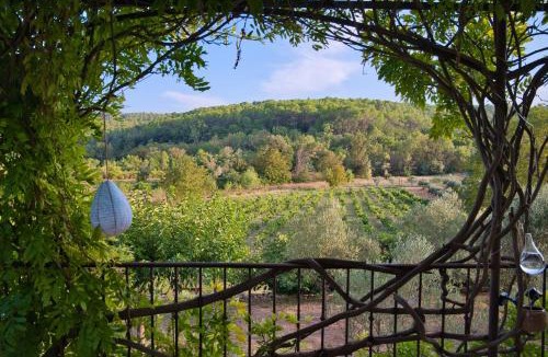 Carces Bed & Breakfast | Les Apiers, chambre d'hôtes de charme à Carcès