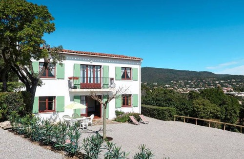 Cavalaire-sur-Mer Apartment | Les Arbousiers (H7PX8NA)