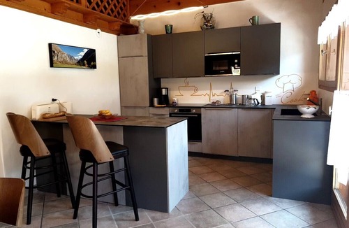 Champagny-en-Vanoise Apartment | "Les Barmés" 8Pers Fireplace Terrace Private garage & parking CENTRE STATION