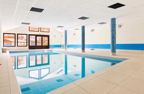Flumet Apartment | Les Chalets Des Evettes - Appartement dans une résidence avec piscine au pied des pistes MAE-3264