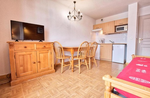 Flumet Apartment | Les Chalets Des Evettes - Appartement dans une résidence avec piscine au pied des pistes MAE-3264