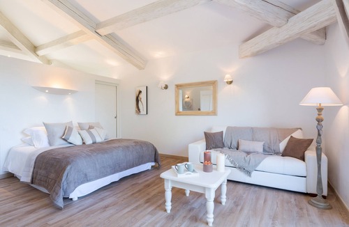 Taradeau Bed & Breakfast | Les chambres du Château Rasque