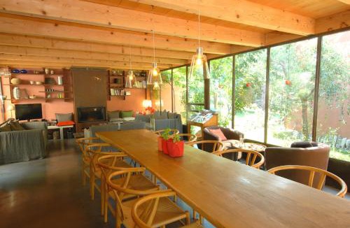 Besse-sur-Issole Bed & Breakfast | Les Pierres Sauvages