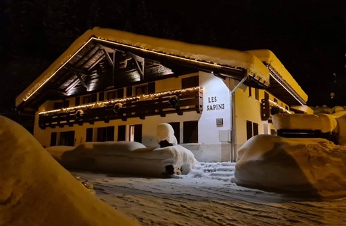 Les Contamines-Montjoie Apartment | "Les Sapins 1" Beautiful apartment in a renovated farmhouse