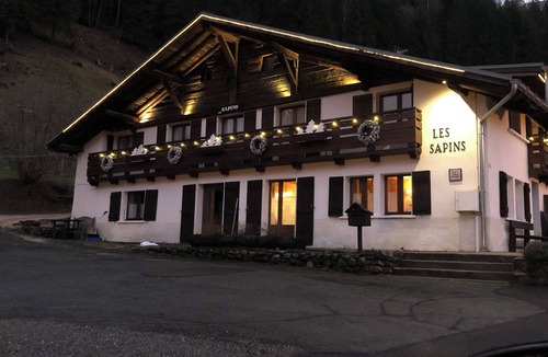 Les Contamines-Montjoie Apartment | "Les Sapins 1" Beautiful apartment in a renovated farmhouse