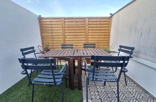 La Gare Apartment | Les Terrasses Saint-Joseph #Parking#Confort