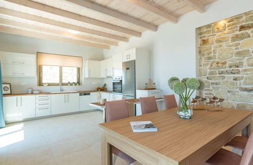 Zerviana Villa | Levanda Villa, 3 BD, infinity pool with great sea views