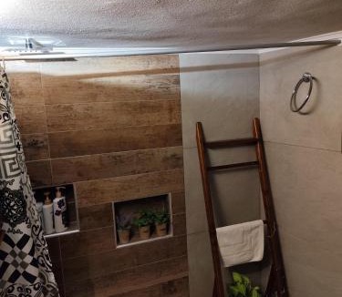 Synikia Mesi Trikalon House | Litheon House