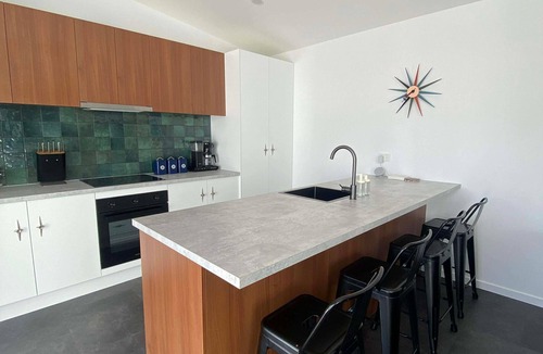 Currumbin Waters House | Little Drummer-A Mid Century Currumbin retreat!
