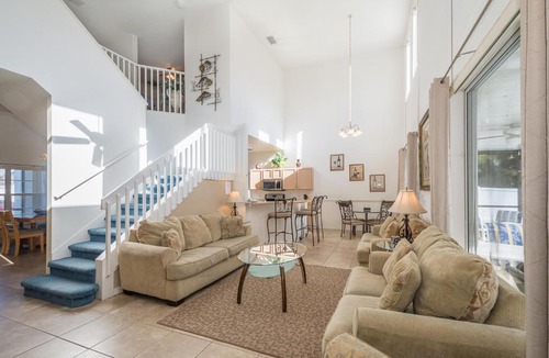 Crescent Lakes House | Living the Dream Villa