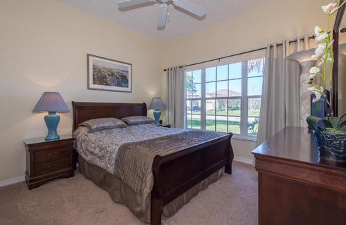 Crescent Lakes House | Living the Dream Villa