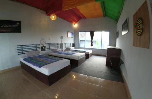 Purwakerti Hostel | Local Hostel Amed