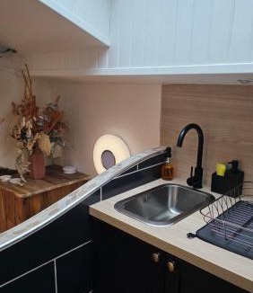 Riom Apartment | Loft Unique Romantique & Balnéothérapie