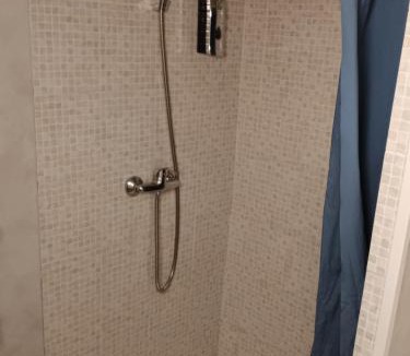 Aubenas Apartment | Logement en rez-de-chaussée