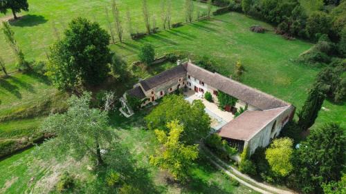 Le Veurdre Bed & Breakfast | Lorette